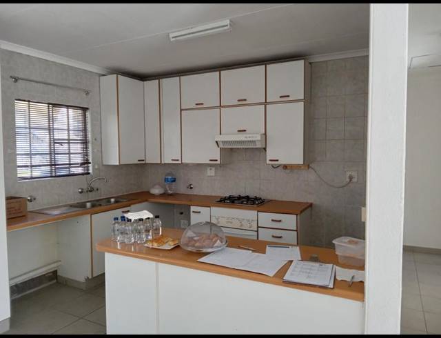 2 BEDROOM TOWNHOUSE FOR SALE IN EDEN GLEN